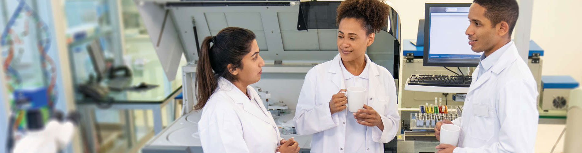 break in lab work colleagues talking